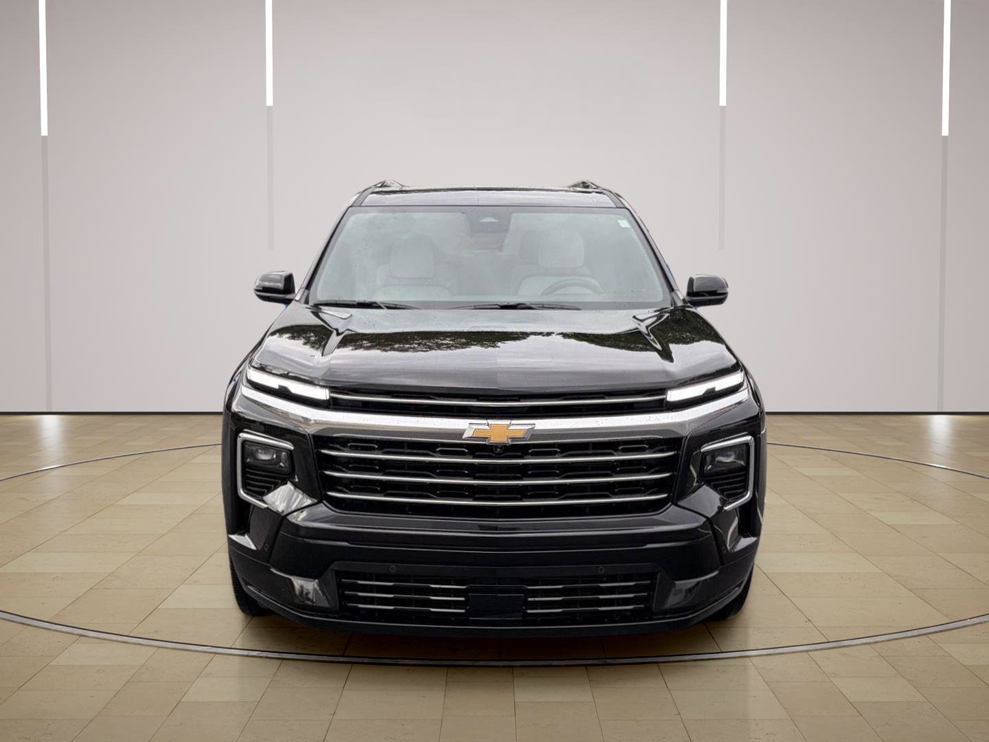 Used 2025 Chevrolet Traverse High Country FWD image 8