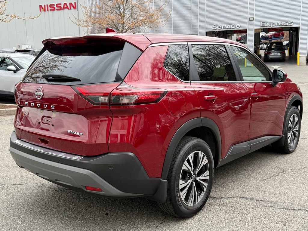 Used 2023 Nissan Rogue SV image 6