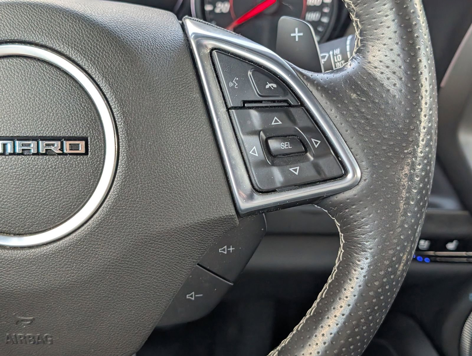 Used 2019 Chevrolet Camaro SS RWD image 13