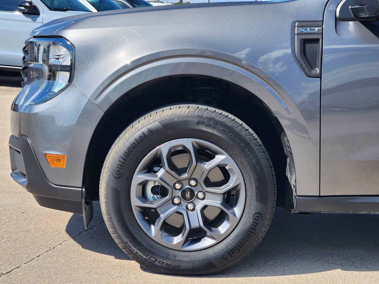 Used 2025 Ford Maverick XLT FWD image 9