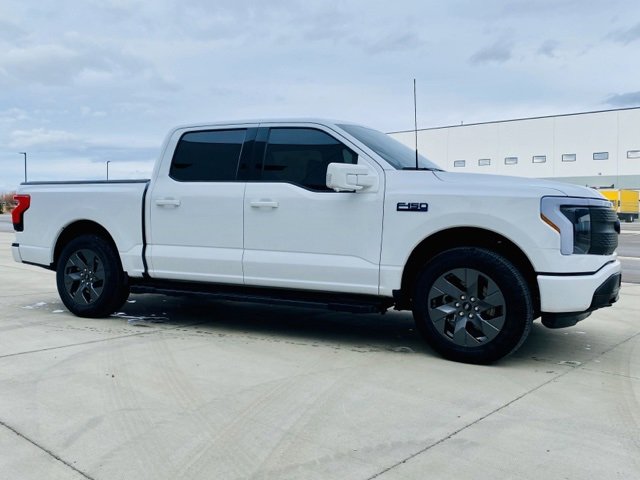 Used 2024 Ford F150 Lightning XLT image 3