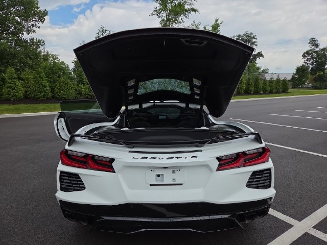 Used 2024 Chevrolet Corvette Stingray Coupe w/ Z51 Performance Package RWD image 33