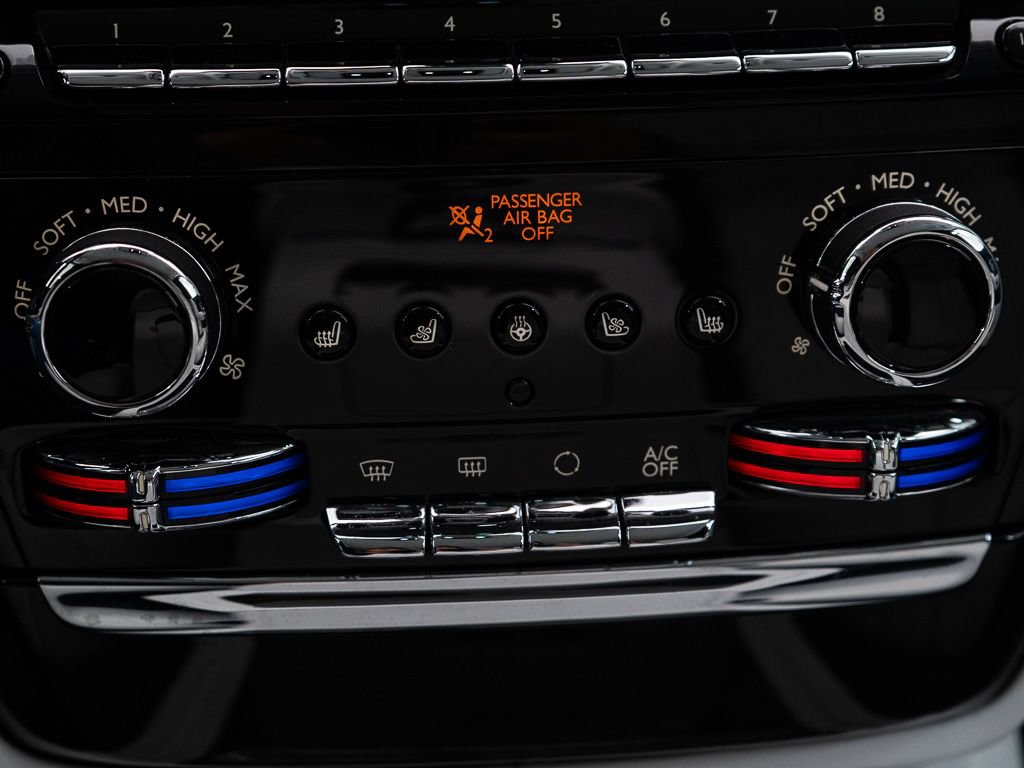 Certified 2023 Rolls-Royce Phantom Sedan RWD image 44