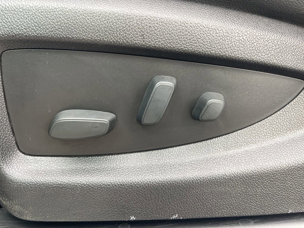 Used 2018 Chevrolet Silverado 2500 LTZ w/ Duramax Plus Package image 12