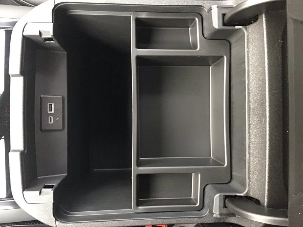 New 2026 Chevrolet Suburban LT w/ Comfort Package image 46