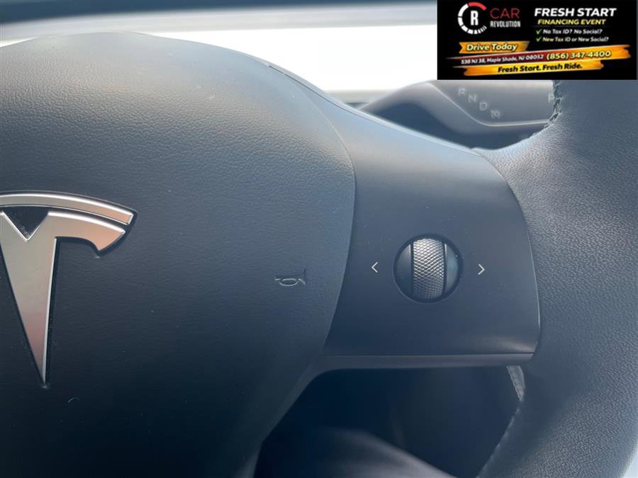 Used 2023 Tesla Model Y Long Range image 27