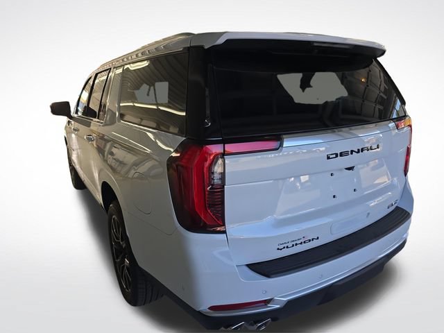 New 2026 GMC Yukon XL Denali w/ Sun & Power Step Package AWD/4WD image 3