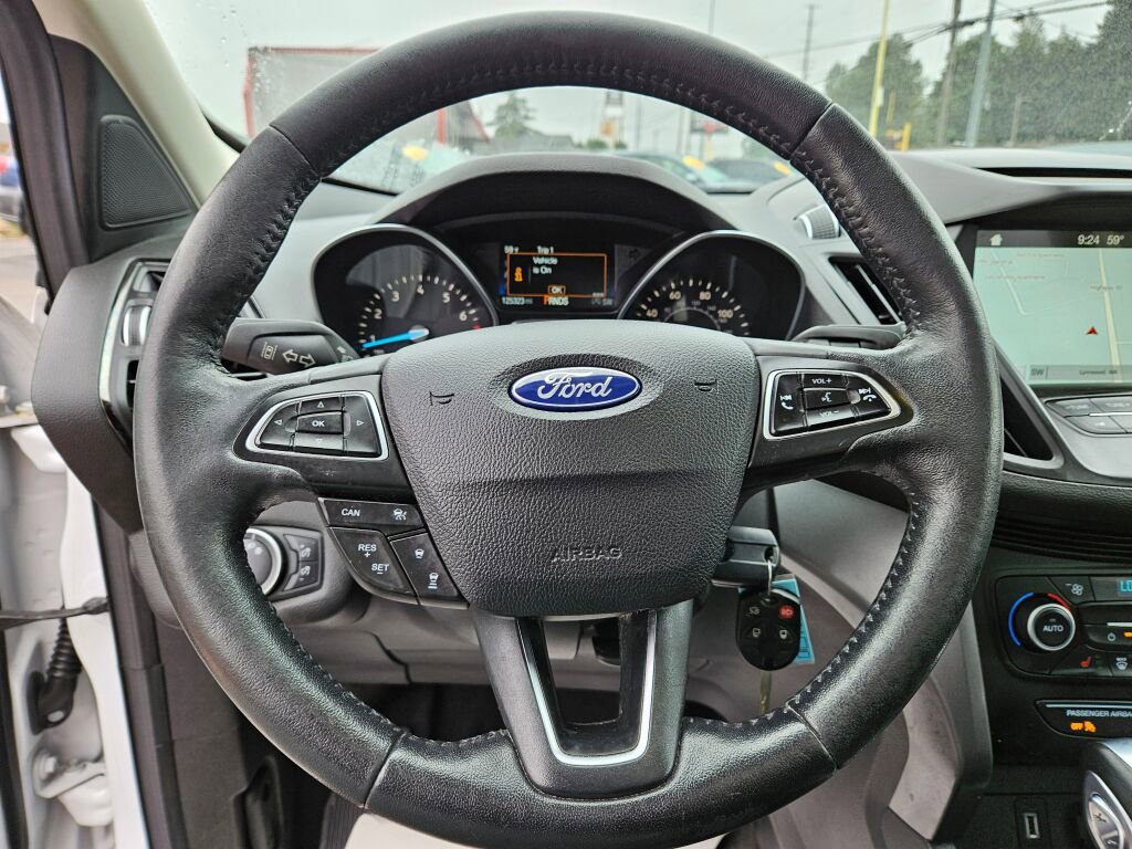 Used 2018 Ford Escape SEL w/ Ford Safe & Smart Package image 20