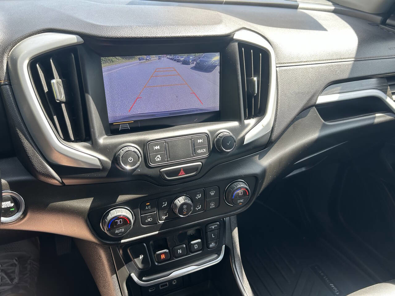 Used 2019 GMC Terrain SLT w/ Preferred Package AWD/4WD image 14