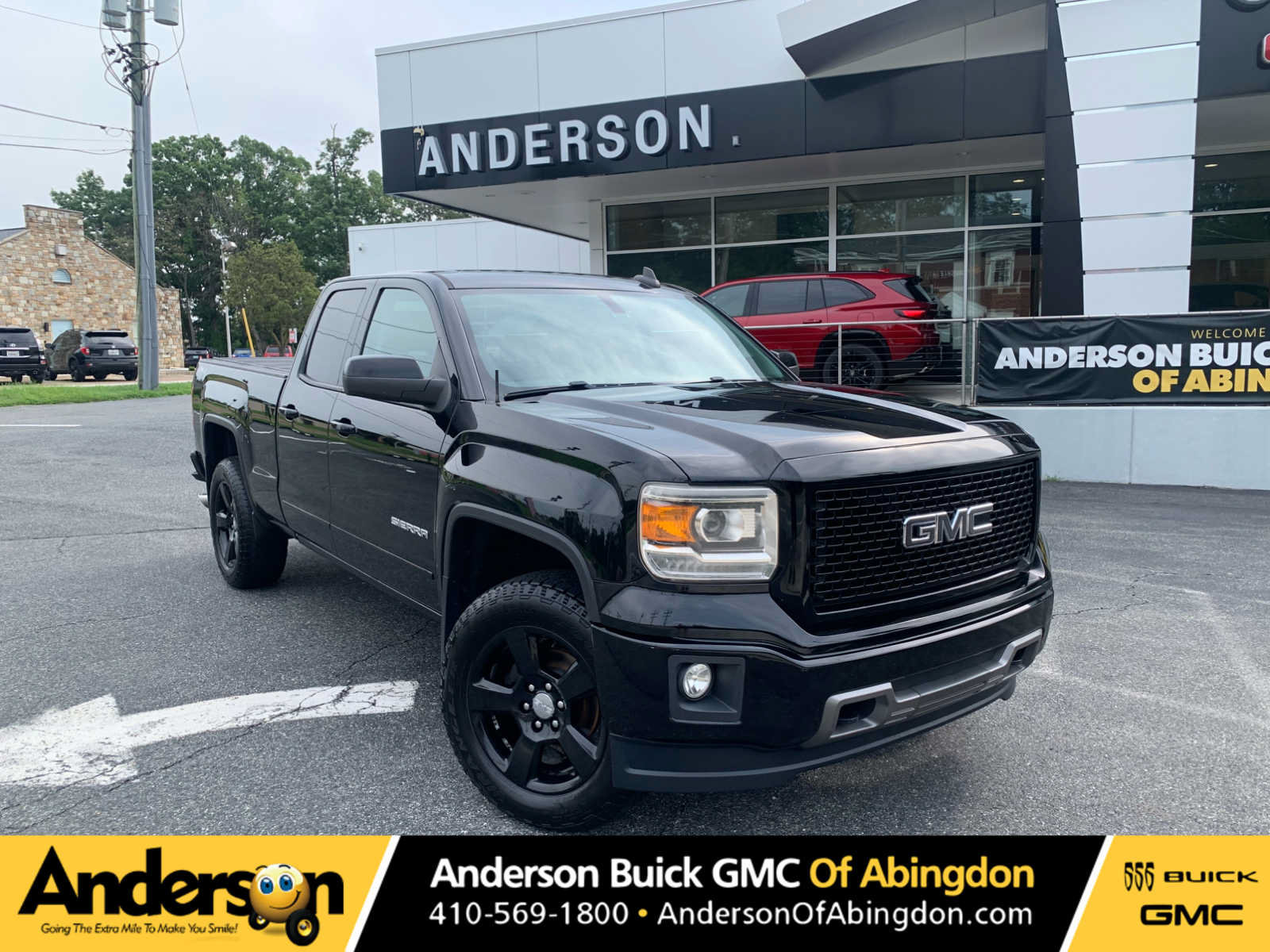 Used 2015 GMC Sierra 1500 4x4 Double Cab image 1