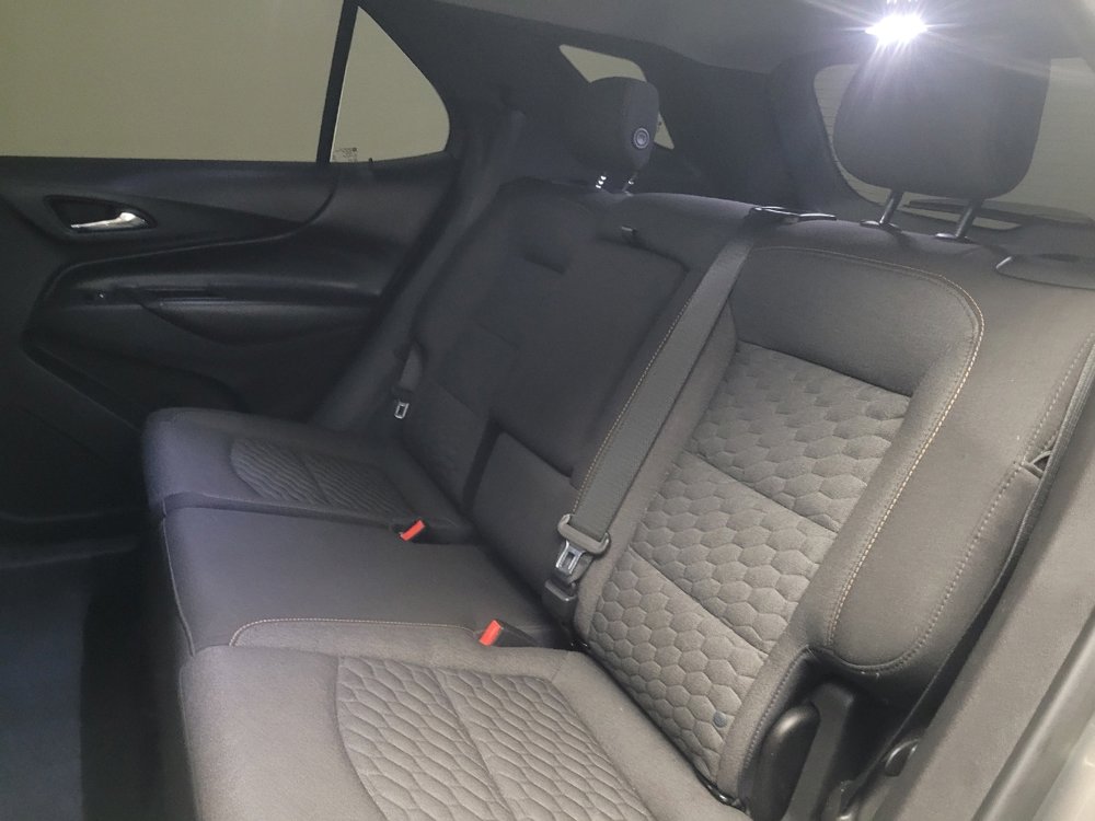 Used 2019 Chevrolet Equinox LT image 18