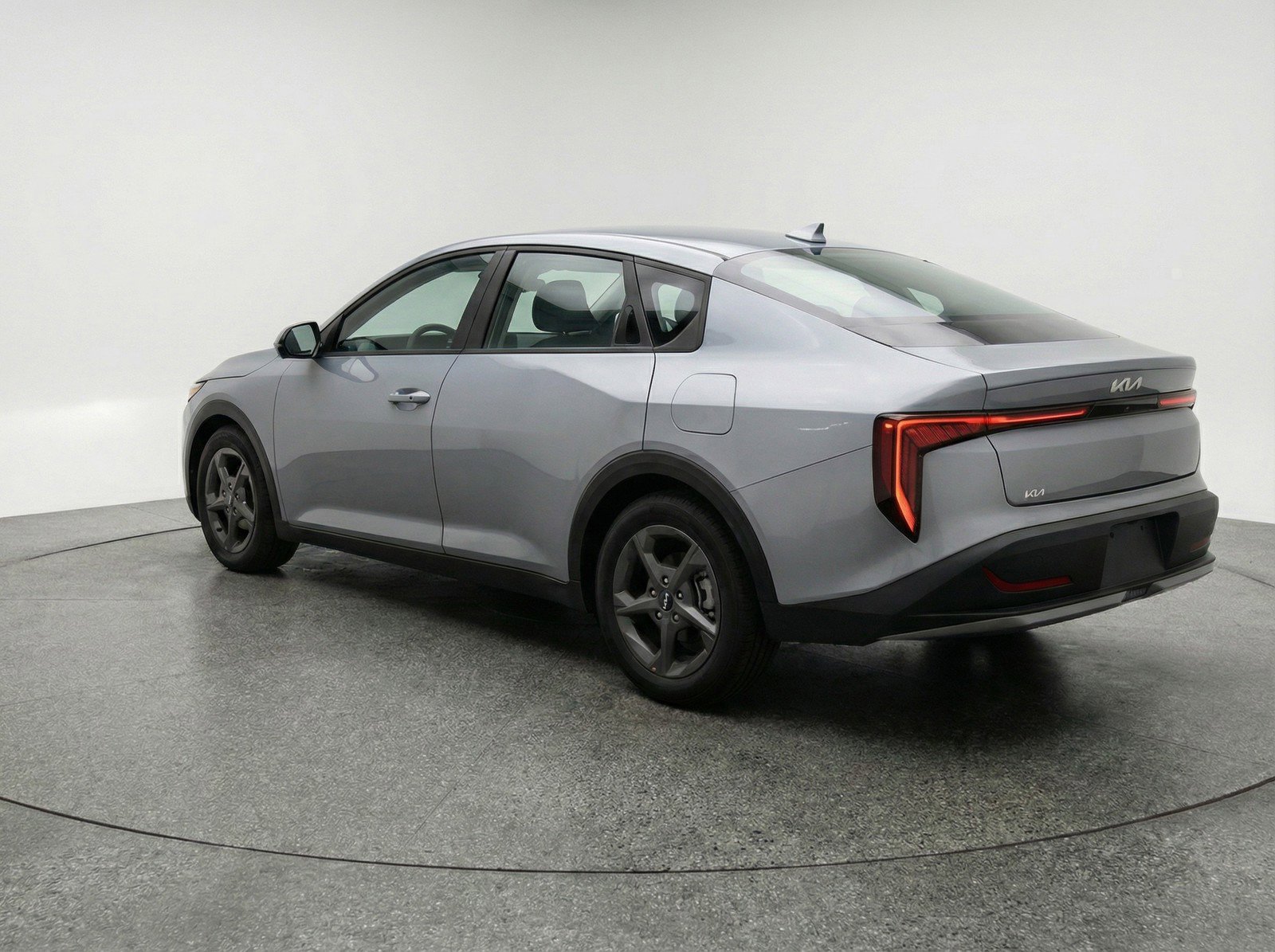 Used 2025 Kia K4 LXS FWD image 6