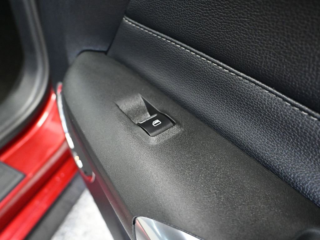 Used 2015 Ford Mustang Premium RWD image 37