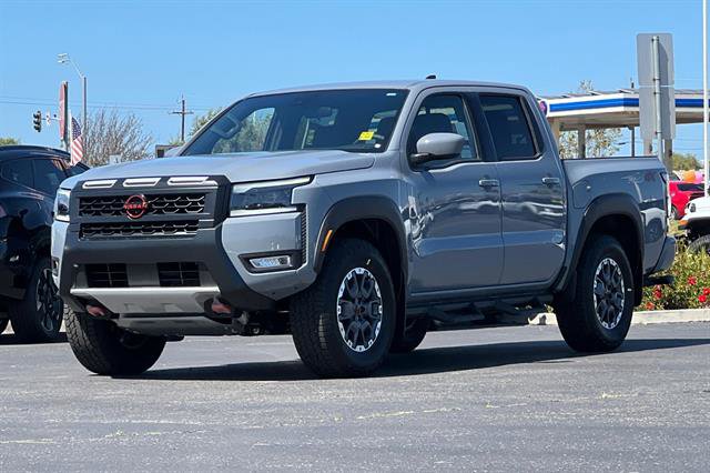 New 2026 Nissan Frontier PRO-4X w/ Tow Package image 8