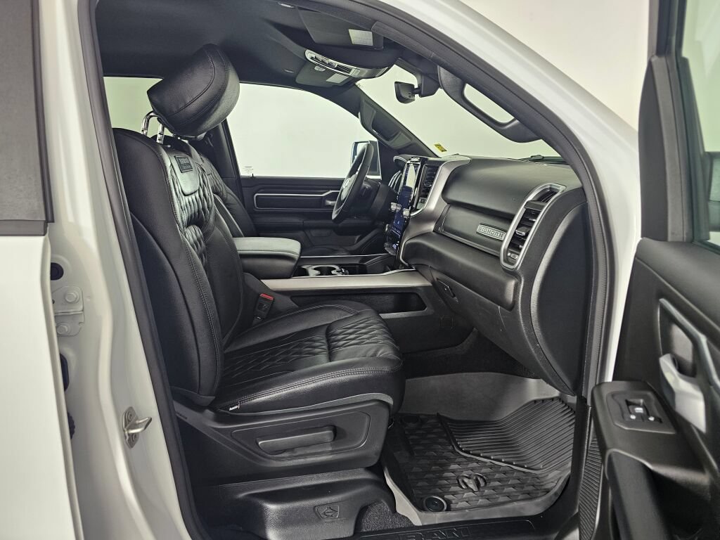 Used 2025 RAM 1500 Big Horn AWD/4WD image 38