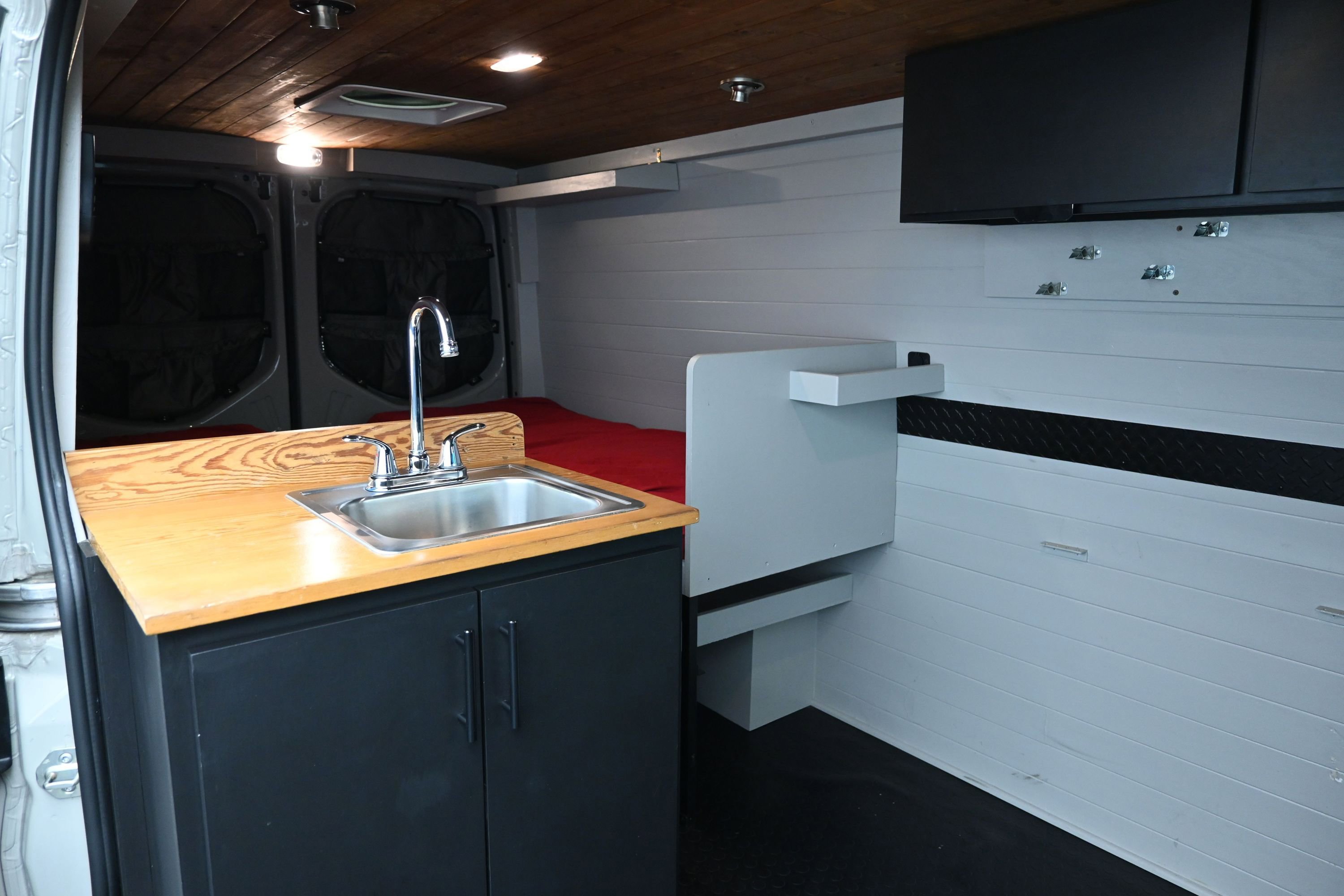 Used 2022 Mercedes-Benz Sprinter 2500 image 12
