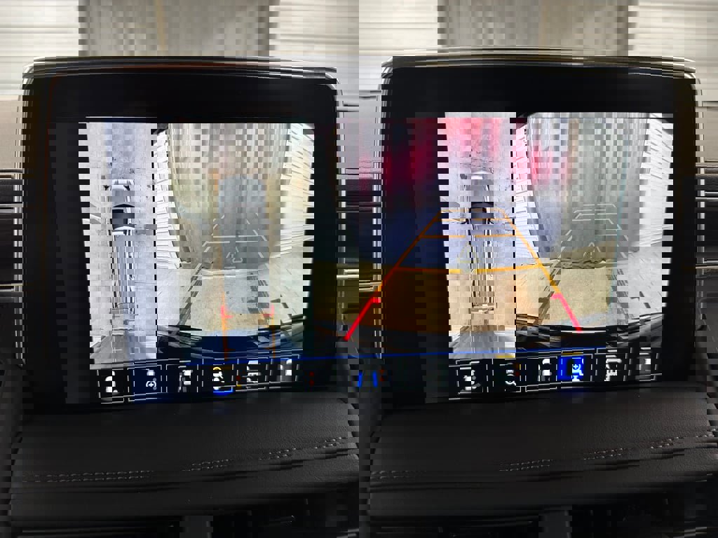 Certified 2024 Chevrolet Tahoe Z71 w/ Luxury Package image 17