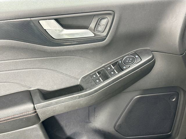 Used 2024 Ford Escape ST-Line image 24