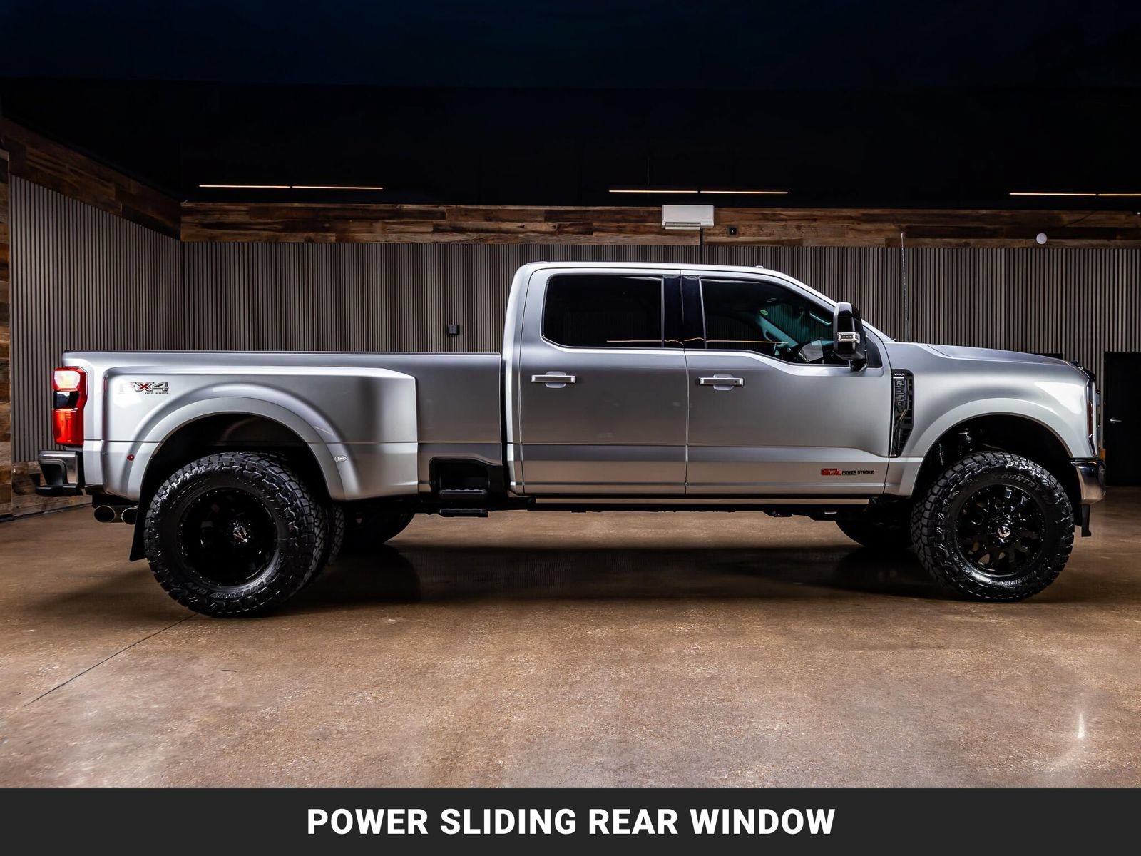 Used 2024 Ford F350 Lariat w/ Lariat Ultimate Package AWD/4WD image 11