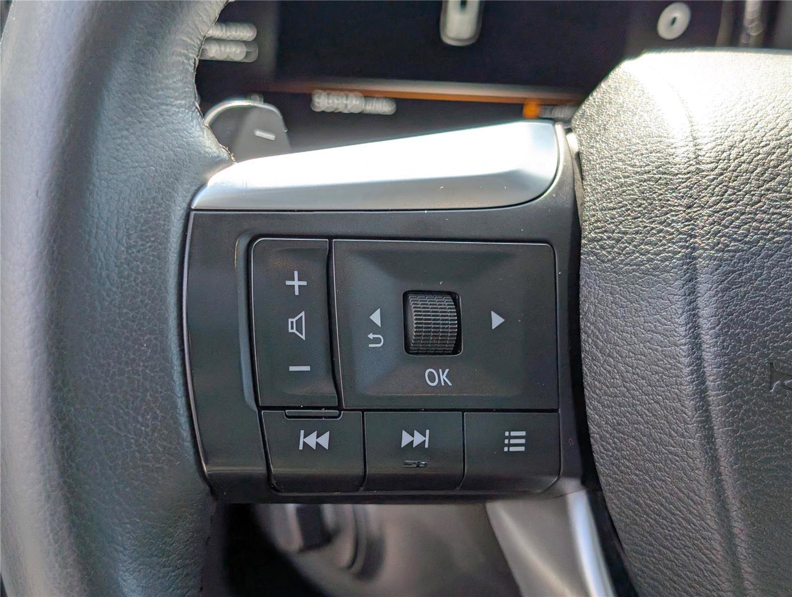 Used 2023 INFINITI QX60 Luxe w/ Cargo Package image 26