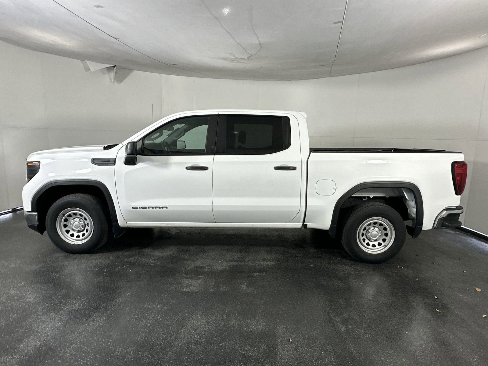 Used 2023 GMC Sierra 1500 Pro w/ Trailering Package image 5