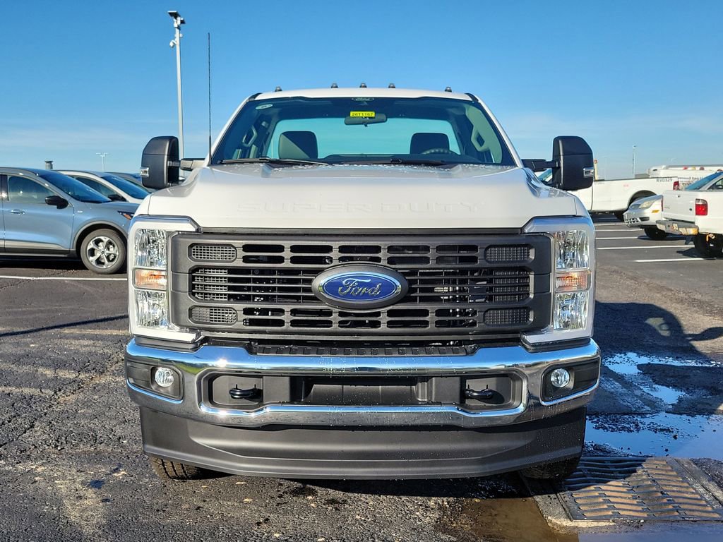 New 2026 Ford F250 XL w/ FX4 Off-Road Package image 2