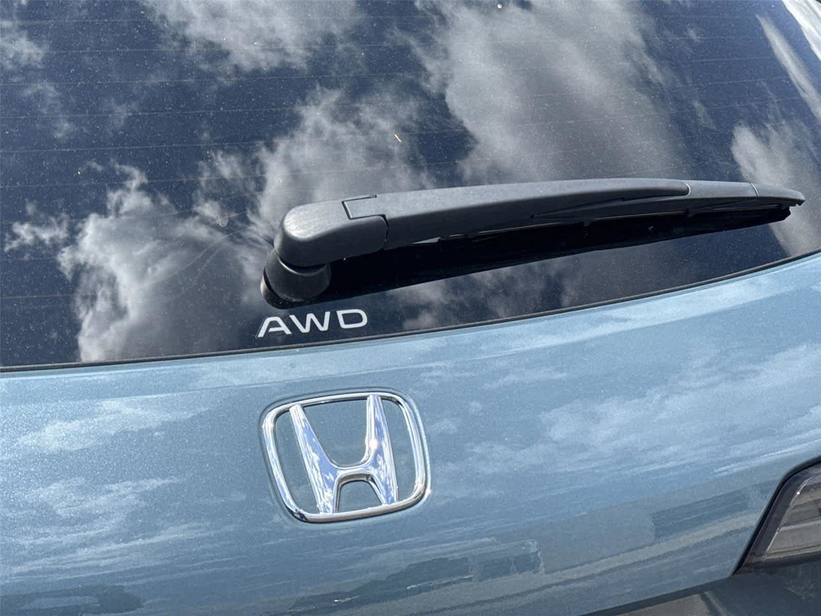 Used 2024 Honda HR-V EX-L image 10