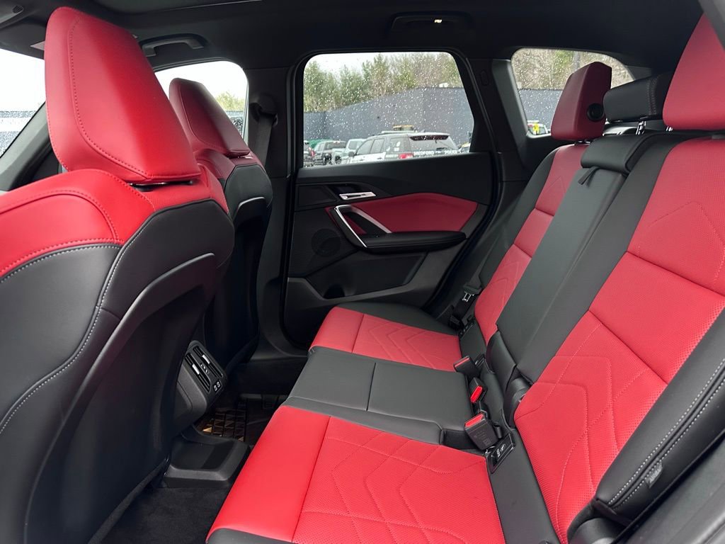 Certified 2025 BMW X1 xDrive28i w/ Technology Package image 18