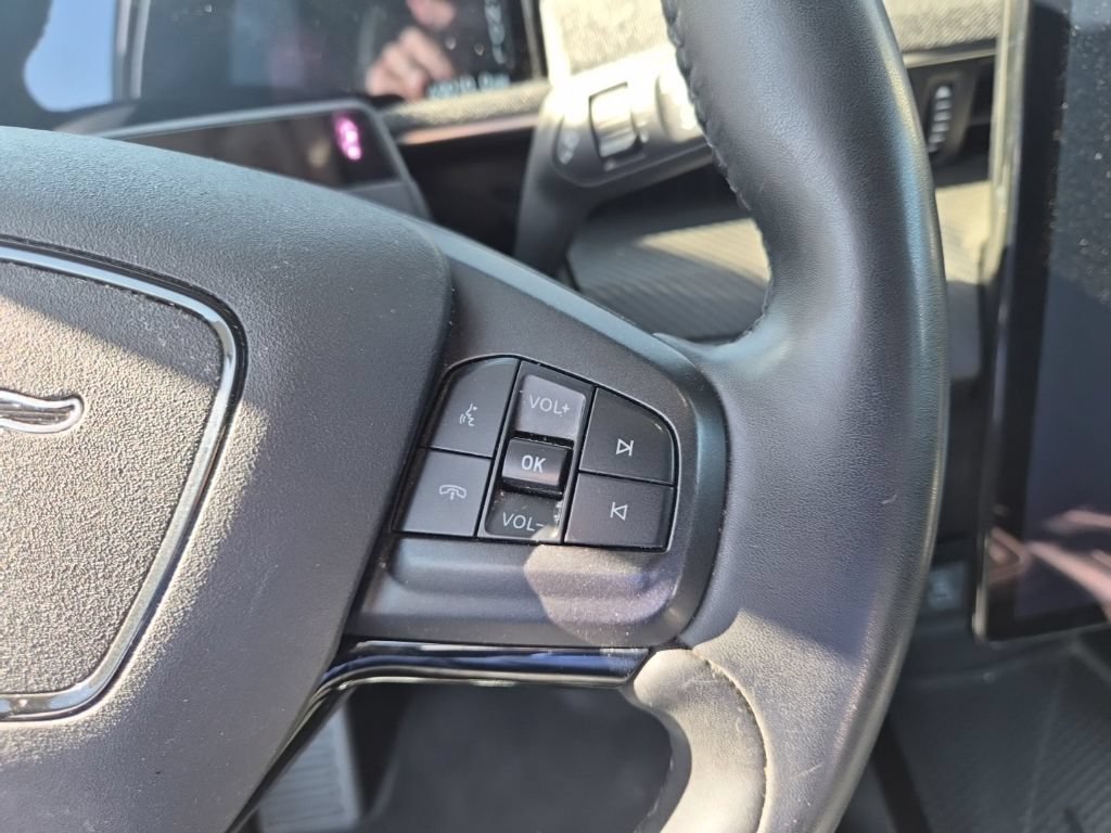 Used 2023 Ford Mustang Mach-E Premium AWD/4WD image 28