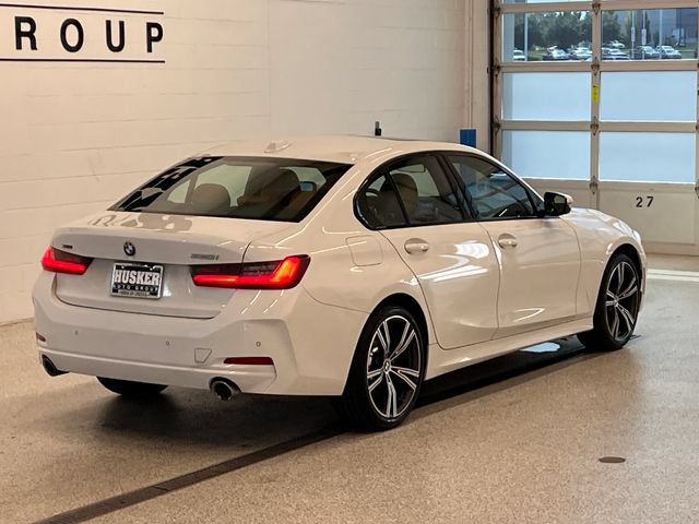 Used 2023 BMW 330i xDrive Sedan w/ Driving Assistance Package AWD/4WD image 7