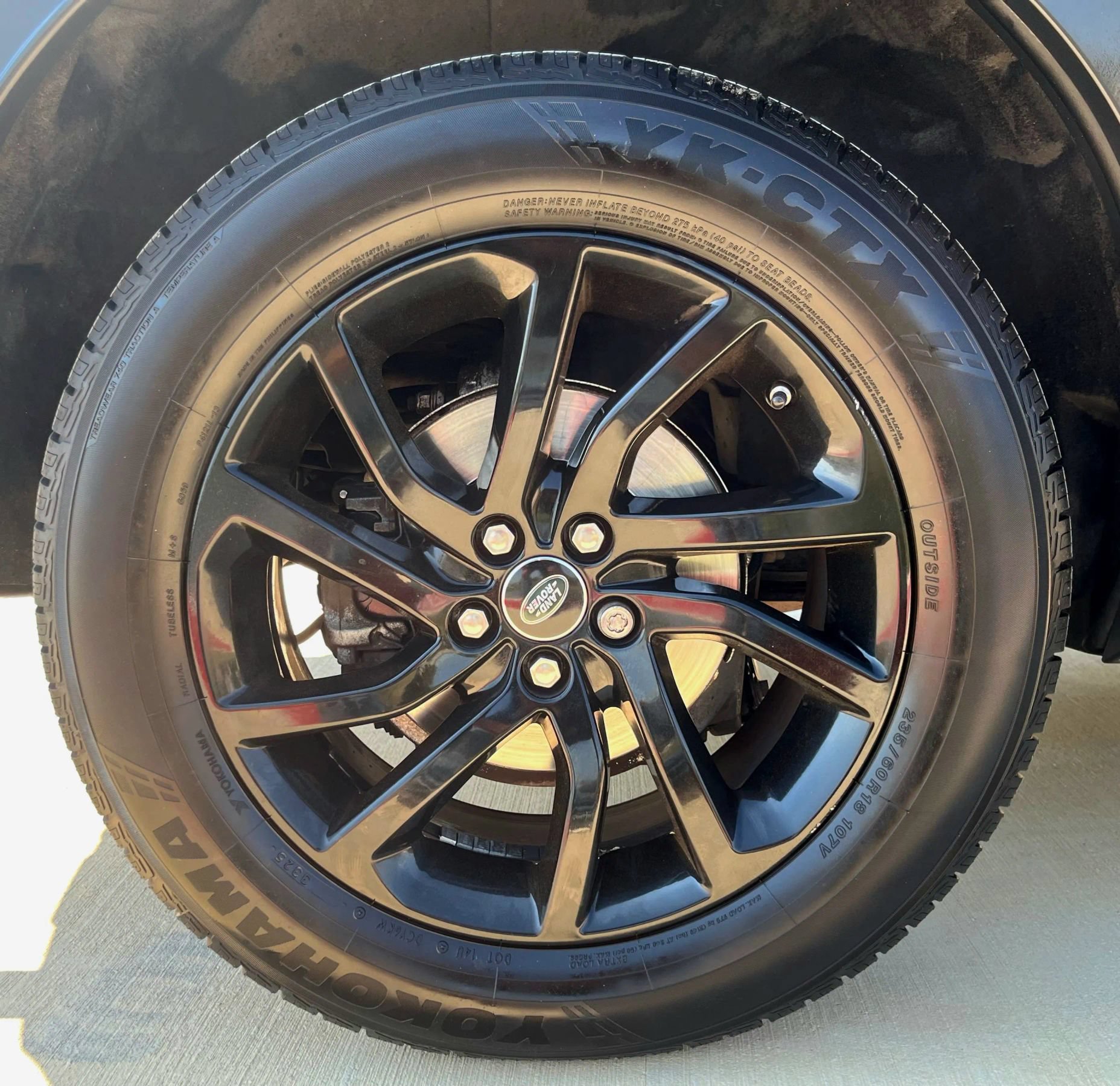 Used 2016 Land Rover Discovery Sport HSE AWD/4WD image 53