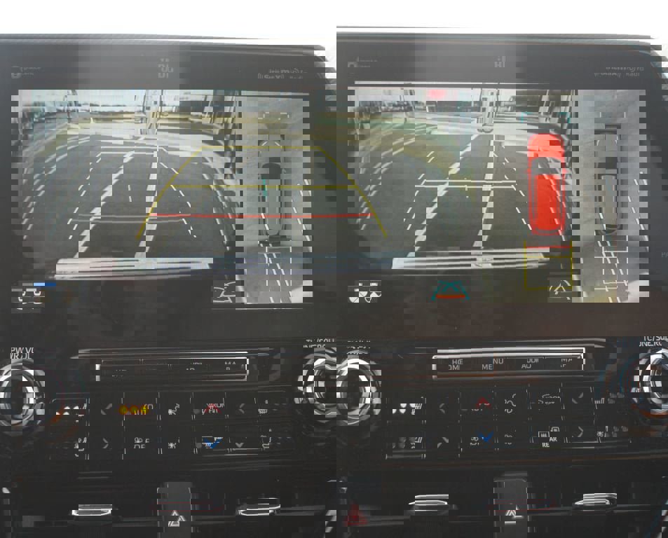 Used 2022 Toyota Highlander Platinum image 8