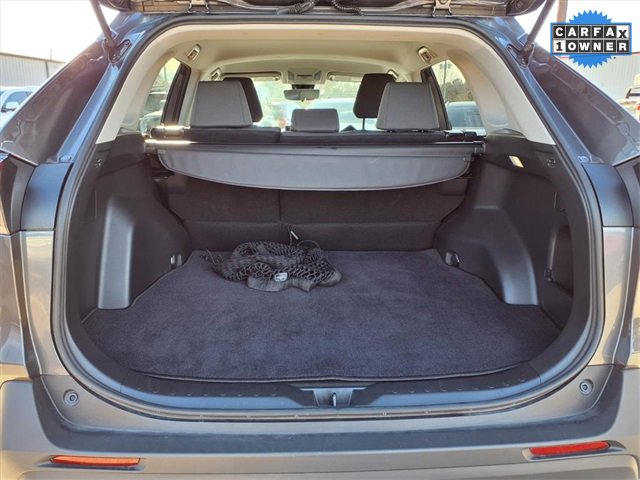 Used 2022 Toyota RAV4 XLE image 6