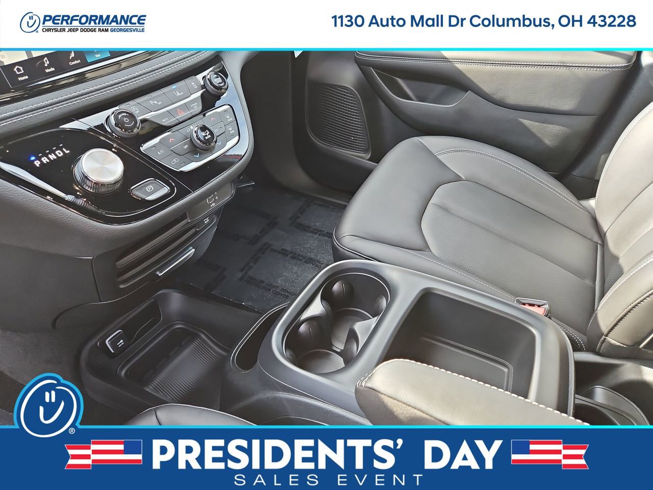 New 2026 Chrysler Pacifica Select image 32