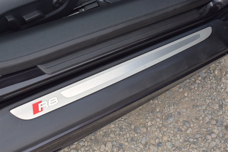 Used 2014 Audi R8 V10 AWD/4WD image 46