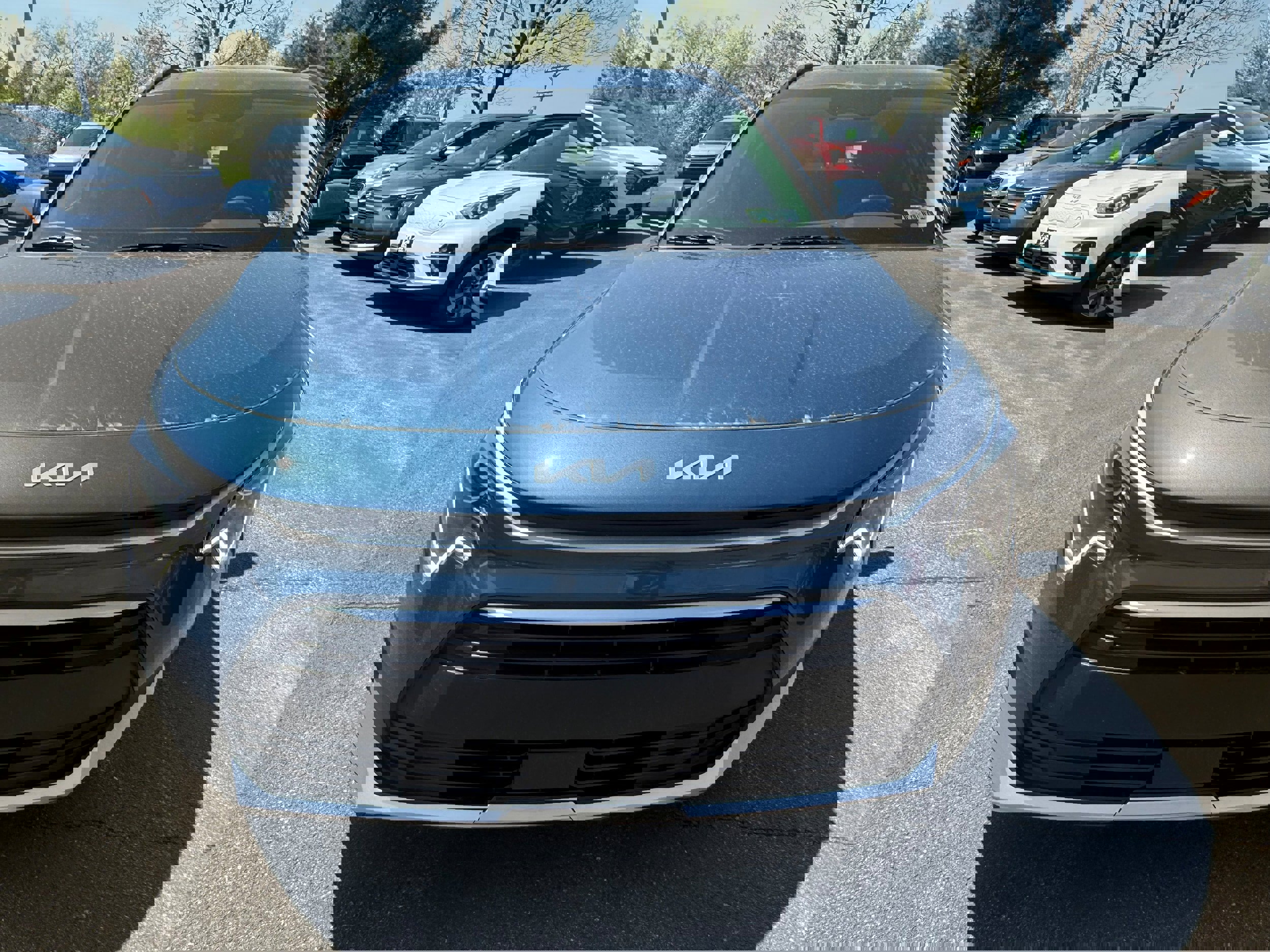 New 2025 Kia Niro EX w/ EX Cold Weather Package image 2