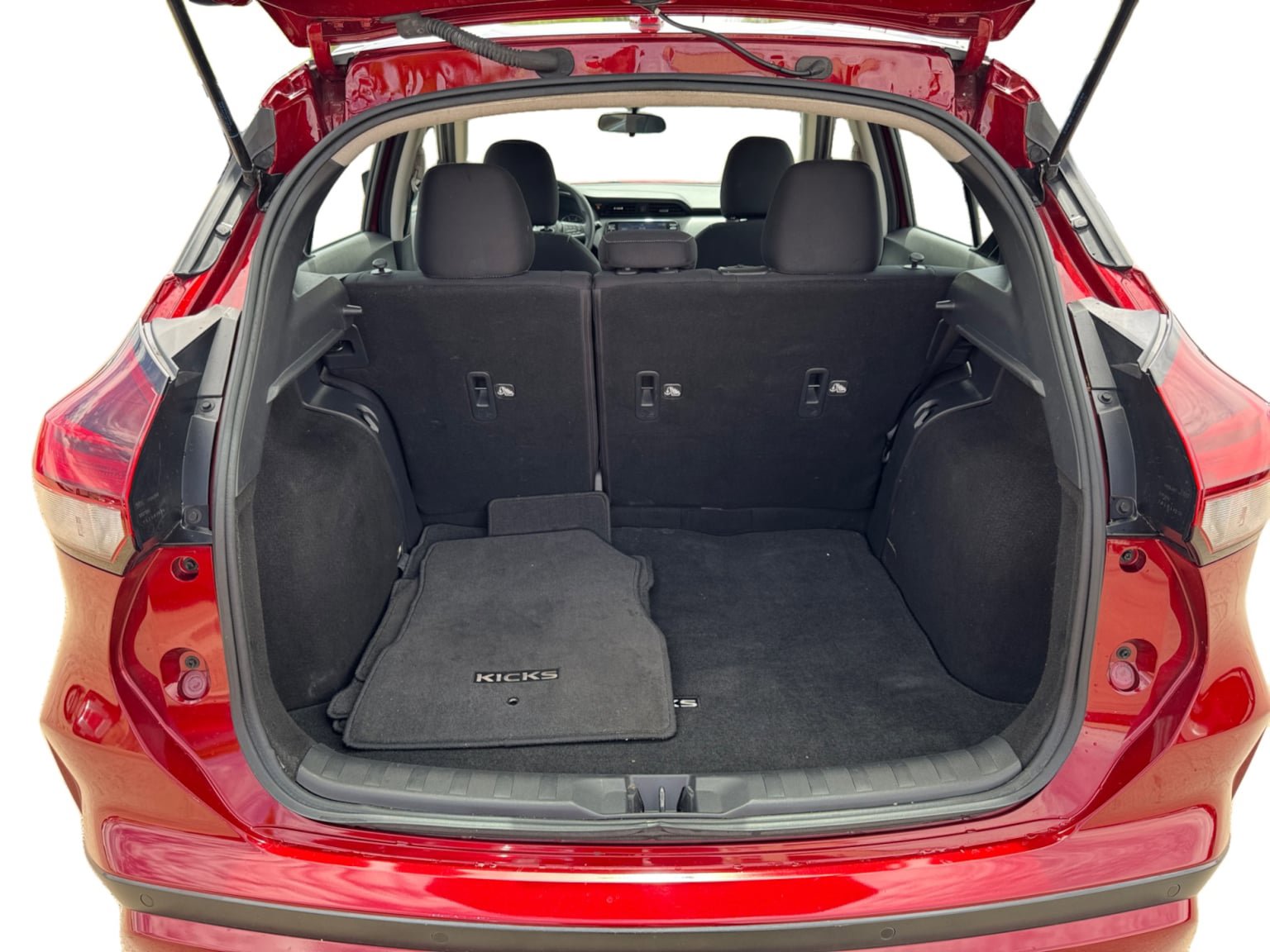 Used 2022 Nissan Kicks SV FWD image 19