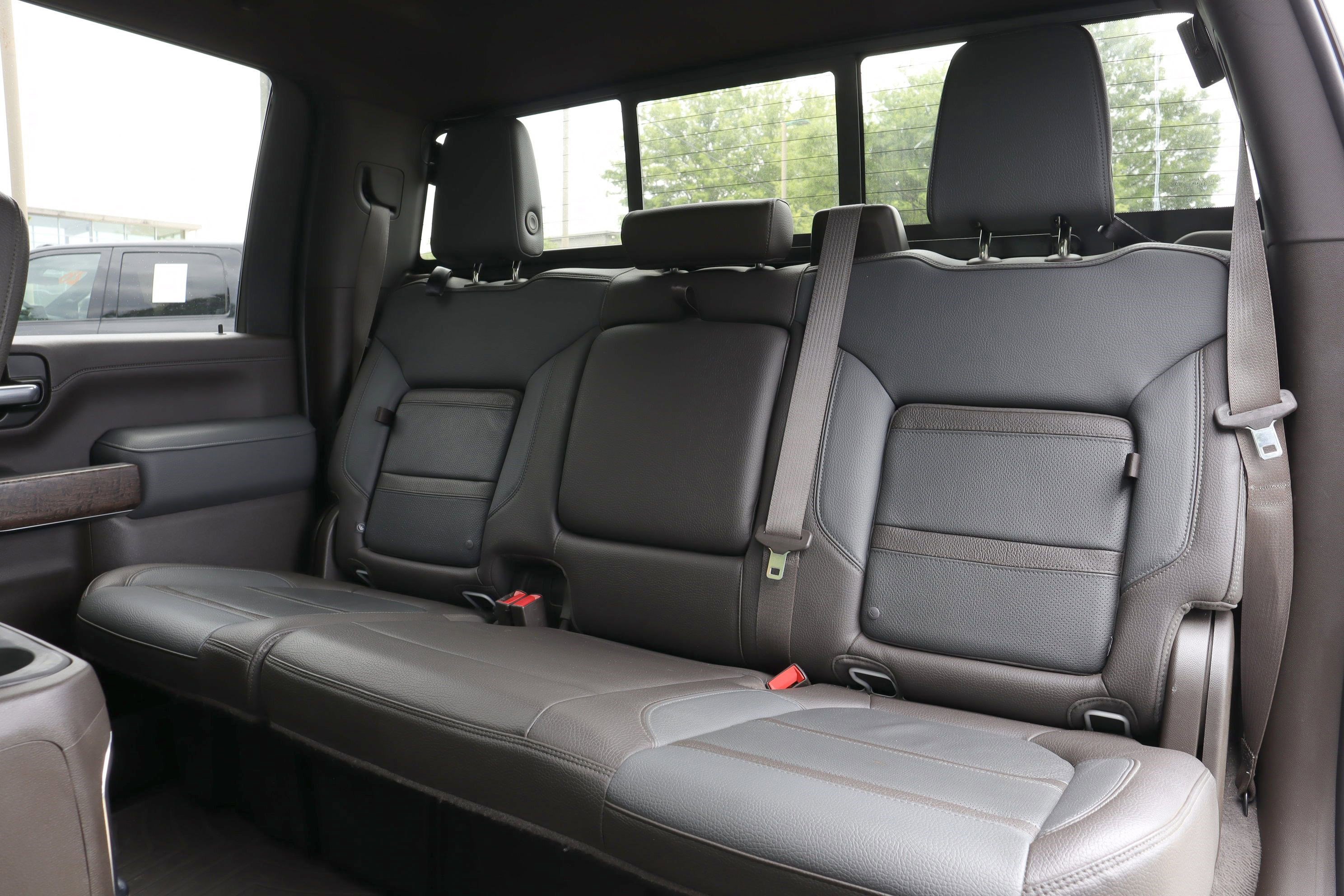 Used 2021 GMC Sierra 3500 Denali w/ Denali Ultimate Package AWD/4WD image 11