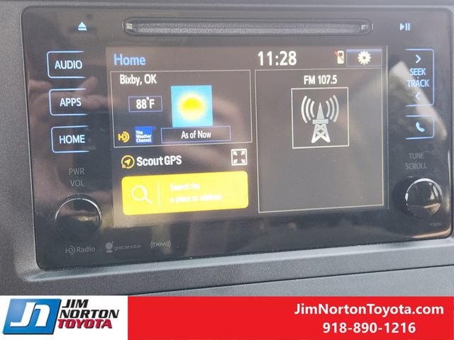 Used 2017 Toyota Sienna LE FWD image 17