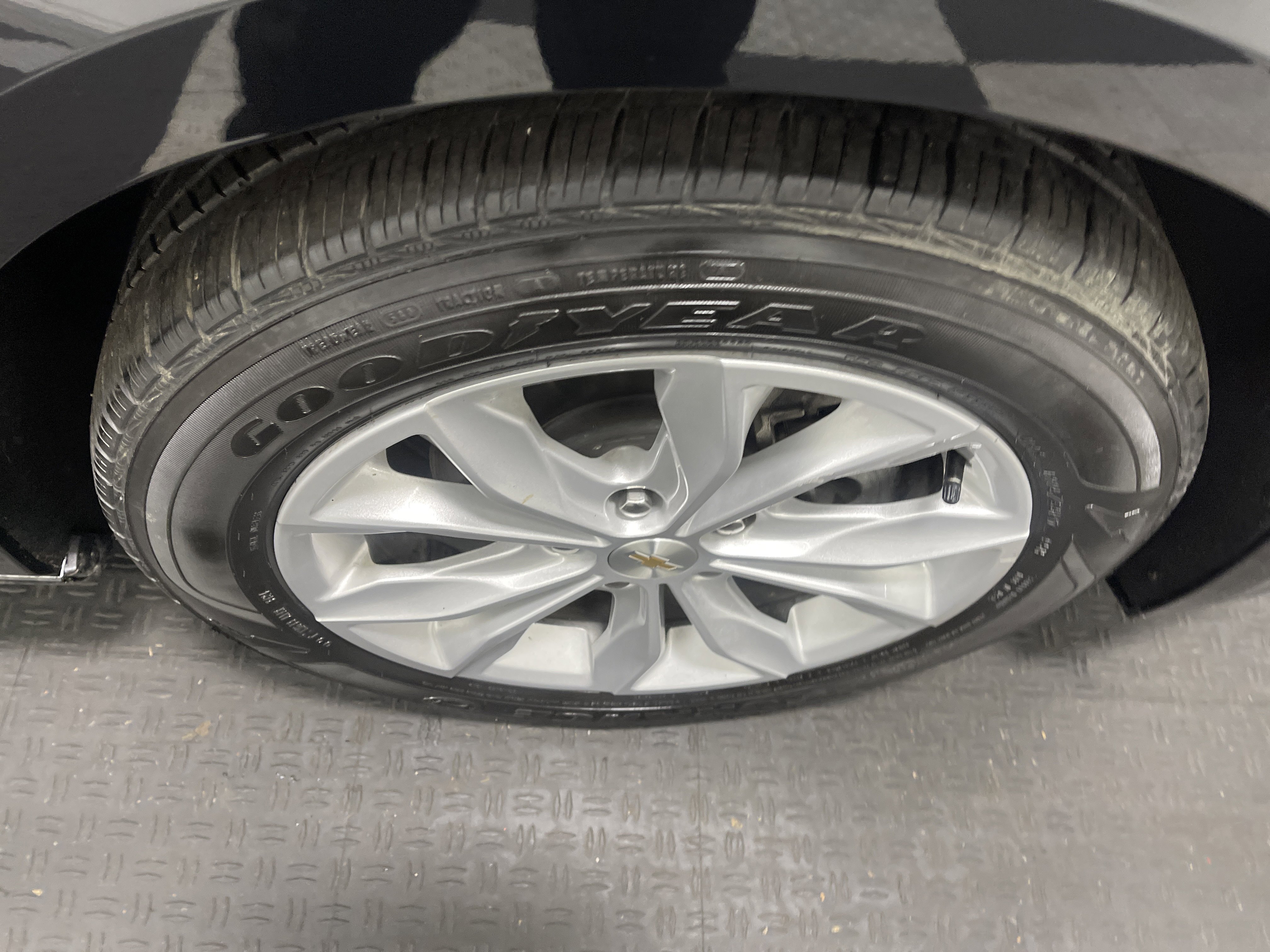 Used 2025 Chevrolet Malibu LT image 27