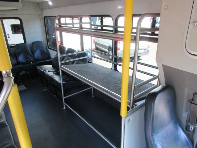 Used 2022 Chevrolet Express 3500 w/ Shuttle Bus Package RWD image 18