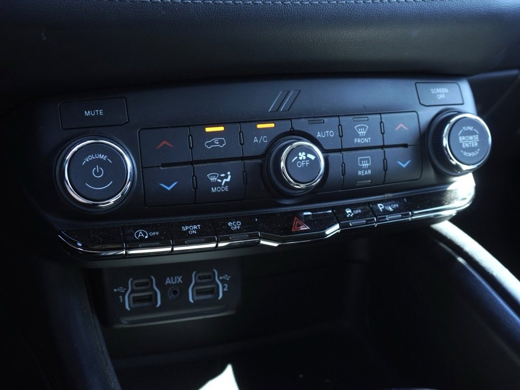 Certified 2022 Dodge Durango SXT image 18