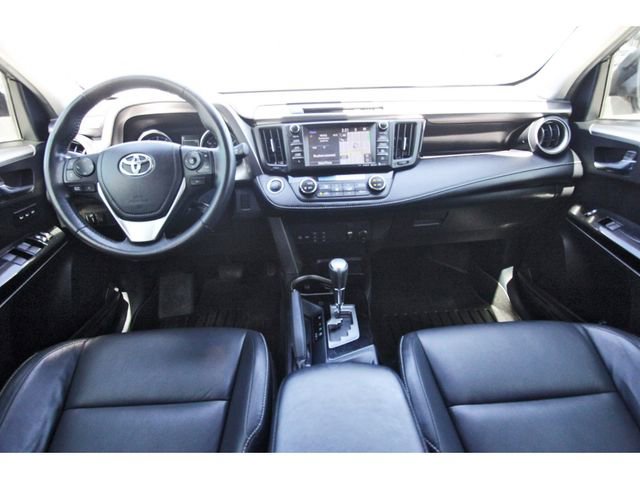 Used 2018 Toyota RAV4 Limited image 8