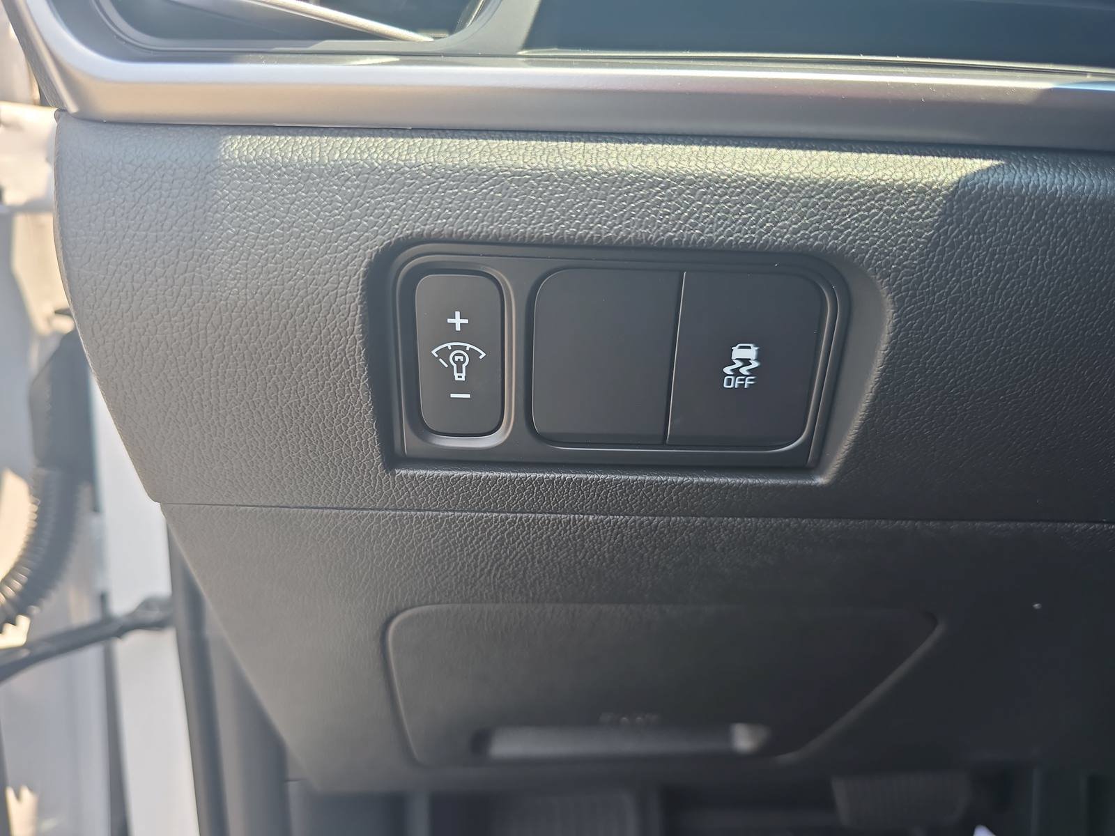 New 2026 Kia Sorento S w/ S Panoramic Sunroof Package FWD image 28
