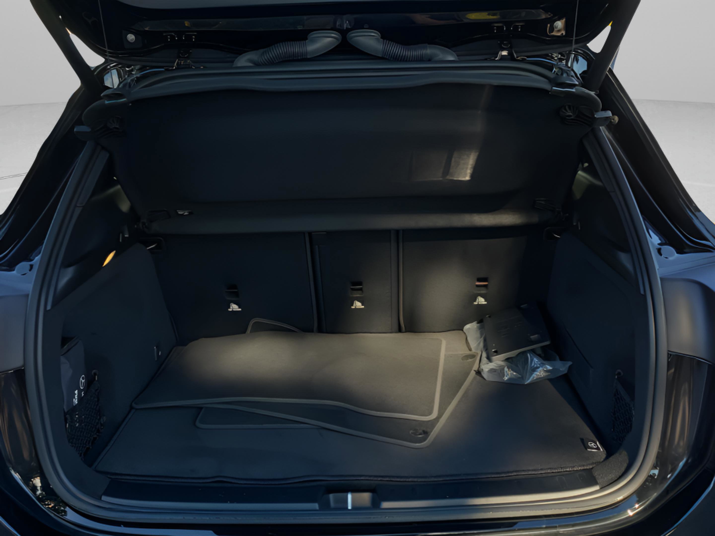 Used 2025 Mercedes-Benz GLA 250 image 35