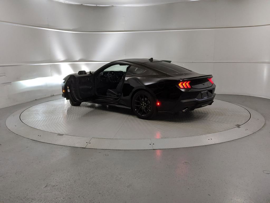 New 2025 Ford Mustang Coupe image 10