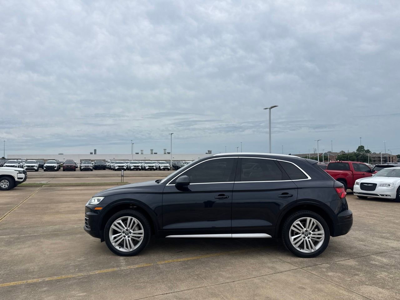 Used 2018 Audi Q5 2.0T Premium Plus AWD/4WD image 12