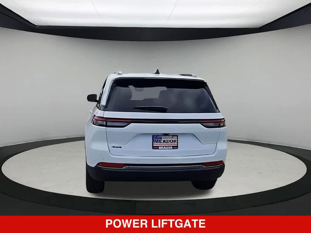New 2026 Jeep Grand Cherokee Altitude AWD/4WD image 7