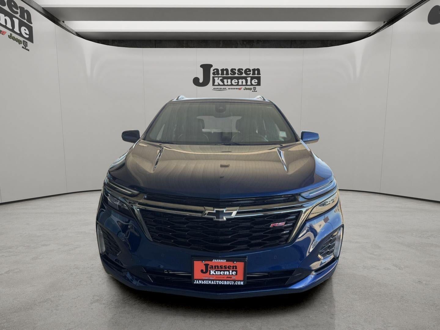 Used 2023 Chevrolet Equinox RS AWD/4WD image 4