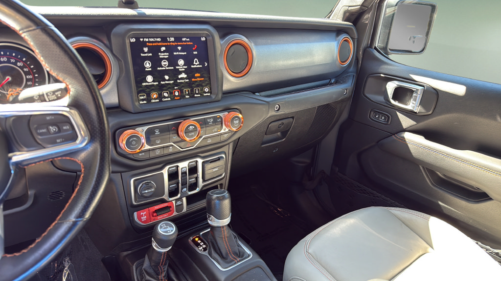 Used 2020 Jeep Gladiator Mojave AWD/4WD image 26